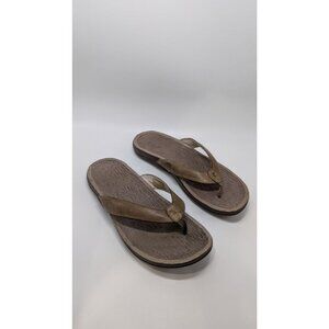 Chaco Brown/Tan Classic Leather Flip-Flop Sandals